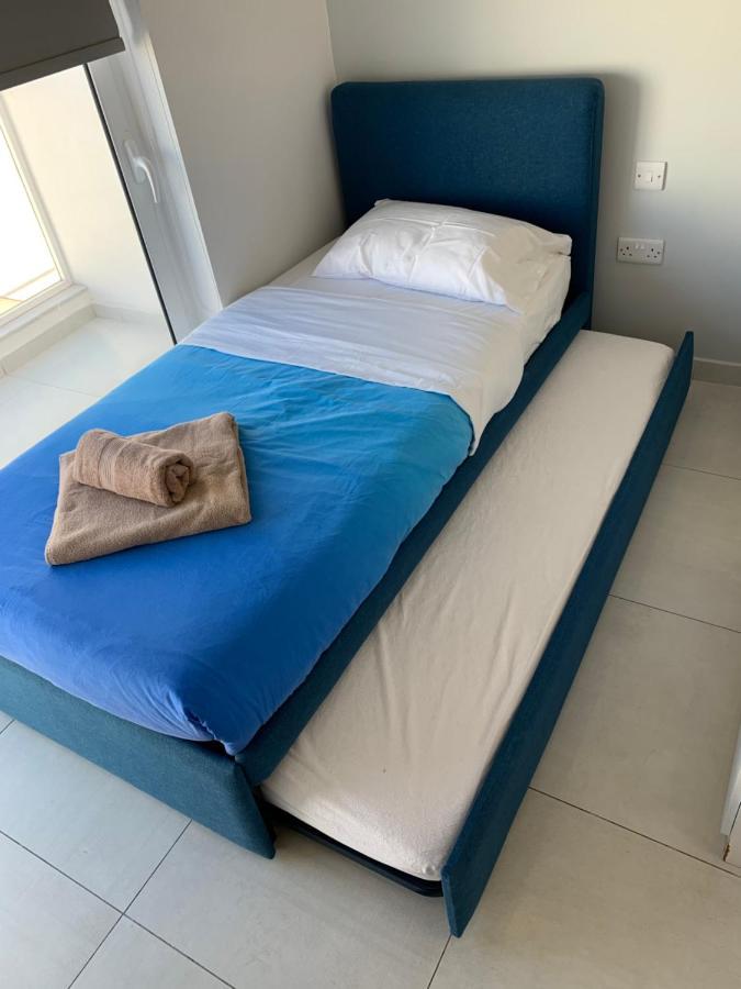 Sea View Penthouse Mellieha Bay Lägenhet Exteriör bild
